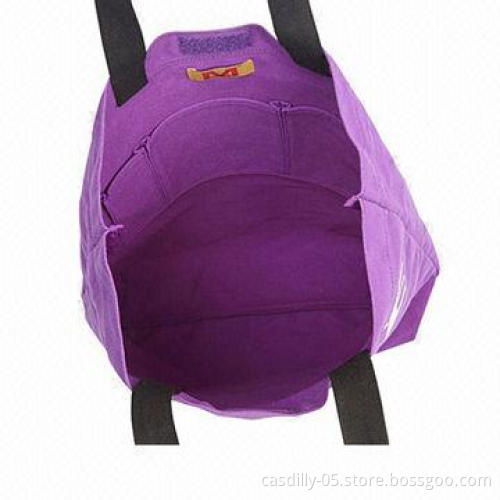 Shopping bag with hook-and-loop closure